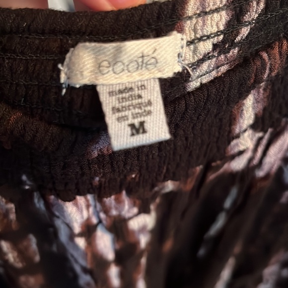 Ecote Flare Pants Size M gently worn - Picture 3 of 3